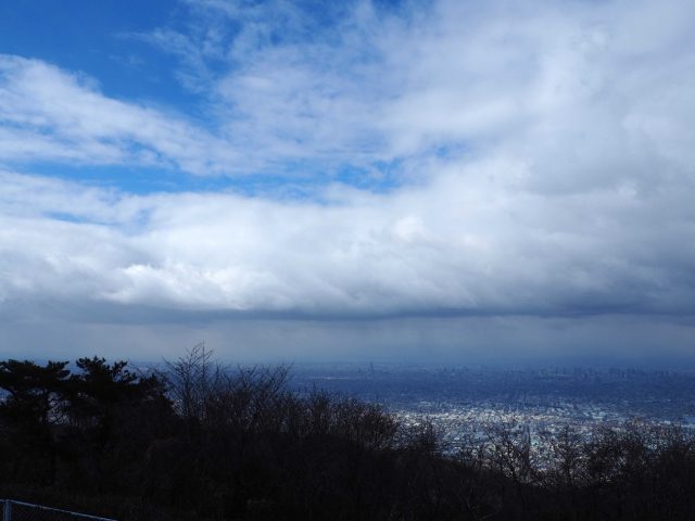 猪熊隆之の観天望気192回　京阪神地域の冬の雲　～うね雲とわた雲の見分け方